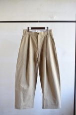 画像5: STUDIO NICHOLSON (スタジオニコルソン) Peached Cotton Twill VOLUME PLEAT PANTS -SORTE- [TAN] (5)