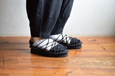 画像1: hender scheme (エンダースキーマ) rope sandal [black]