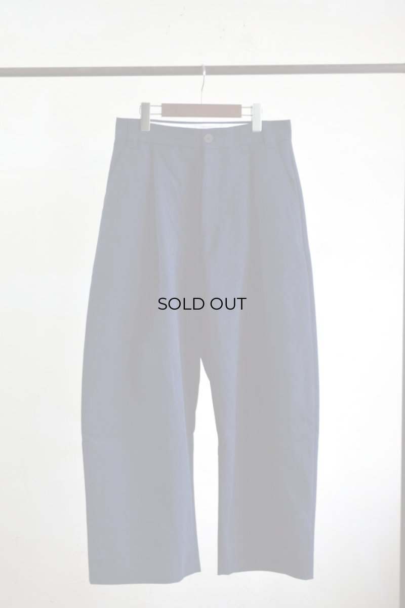 画像5: 【SALE】STUDIO NICHOLSON (スタジオニコルソン) PEACHED COTTON TWILL VOLUME PLEAT PANTS [DARK NAVY] (5)