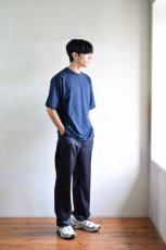 身長173cm、体重62kgの体型でサイズLの着用例