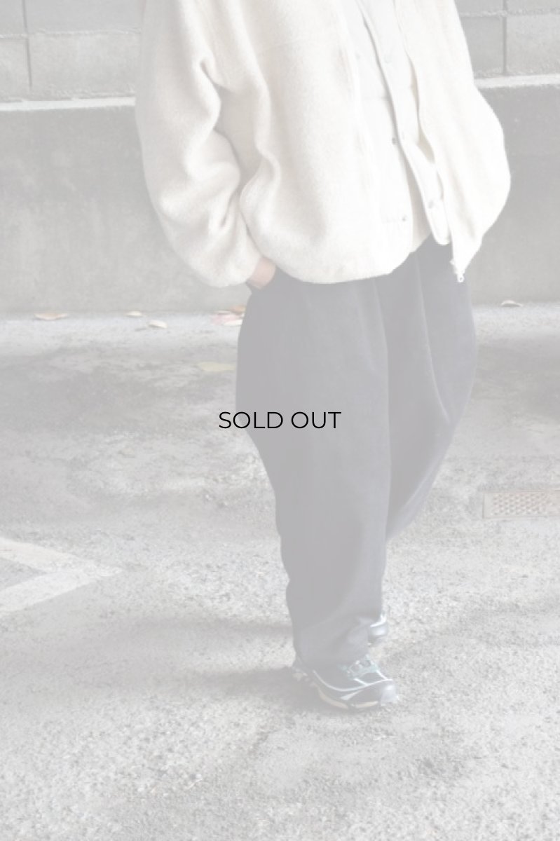 画像7: C R É E R (クリー) 8W コーデュロイ イージーパンツ [BLACK] (7)