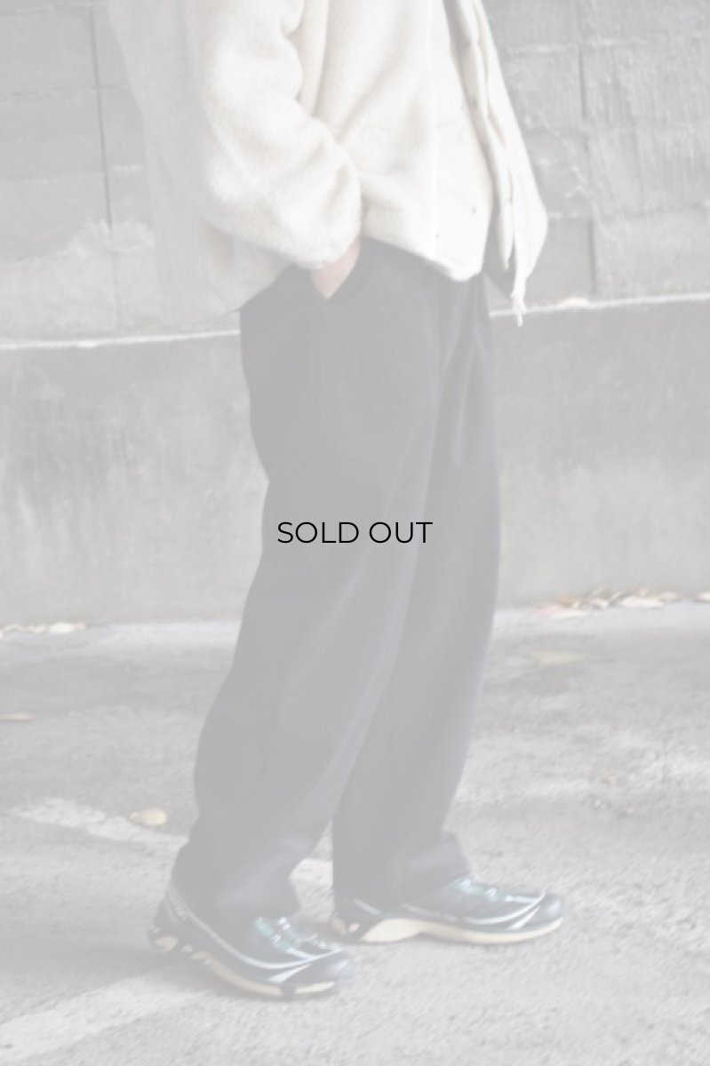 画像8: C R É E R (クリー) 8W コーデュロイ イージーパンツ [BLACK] (8)