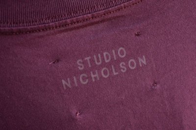 画像1: STUDIO NICHOLSON (スタジオニコルソン) MRCRIZED COOTTON LOGO JERSY T-SHIRT -BETA- [CHERRY COLA]