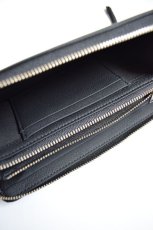 画像3: ERA. (イーラ) BUBBLE CALF ROUND SLIM WALLET [BLACK] (3)