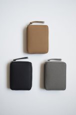 画像2: ERA. (イーラ) BUBBLE CALF ROUND PALM WALLET [3-colors] (2)