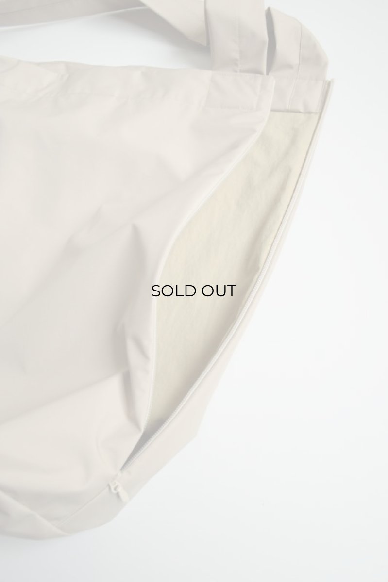 画像4: ERA. (イーラ) B.T PIPE BAG [2-colors] (4)