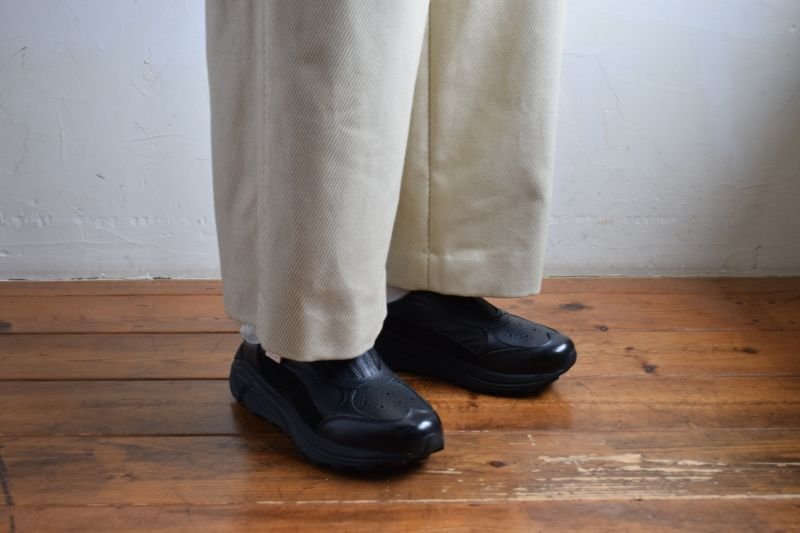 画像1: hender scheme (エンダースキーマ) polar mule [black / ro-s-pom] 