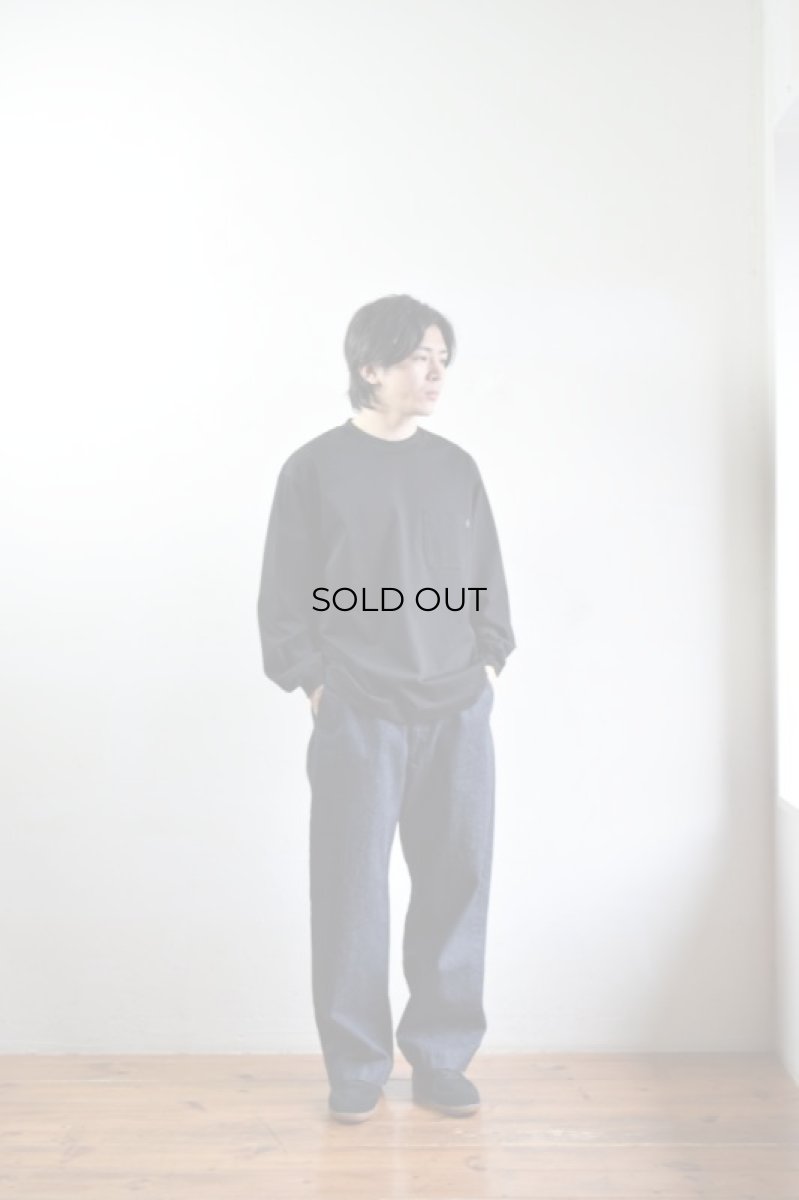 身長173cm、体重62kgの体型でサイズ2の着用例