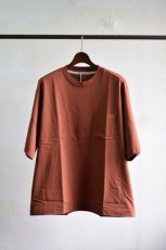 画像5: 【SALE】UNIVERSAL PRODUCTS (ユニバーサルプロダクツ) PIS NAME S/S T-SHIRT 223-60108 [BROWN] (5)