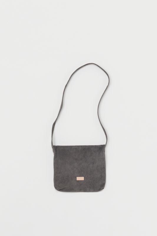 hender scheme (エンダースキーマ) pig flap shoulder bag small [2