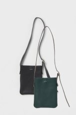 画像1: hender scheme (エンダースキーマ) one side belt bag small [2-colors] (1)