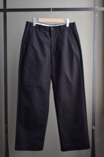 画像5: UNIVERSAL PRODUCTS (ユニバーサルプロダクツ) NO TUCK CHINO TROUSERS 233-60506 [BLACK] (5)