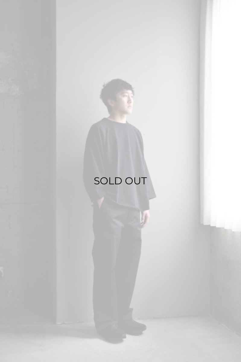 身長175cm、体重62kgの体型でサイズ2の着用例