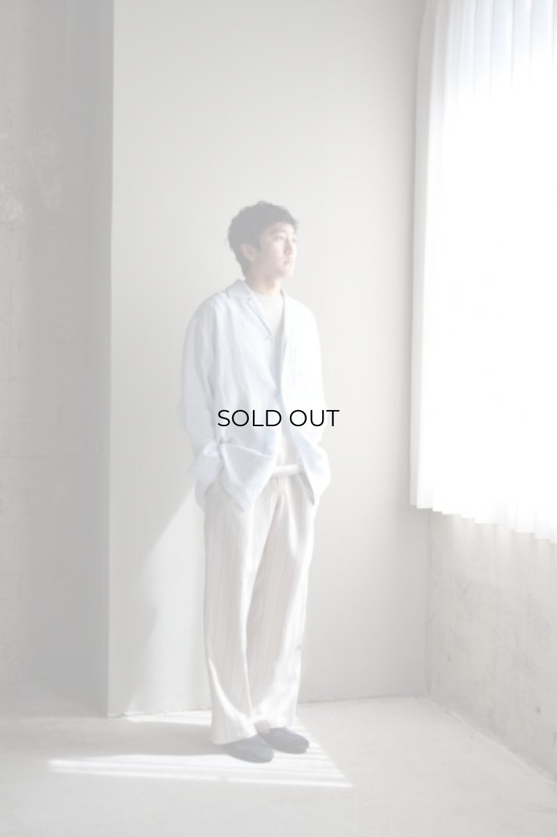 身長175cm、体重62kgの体型でサイズ4の着用例