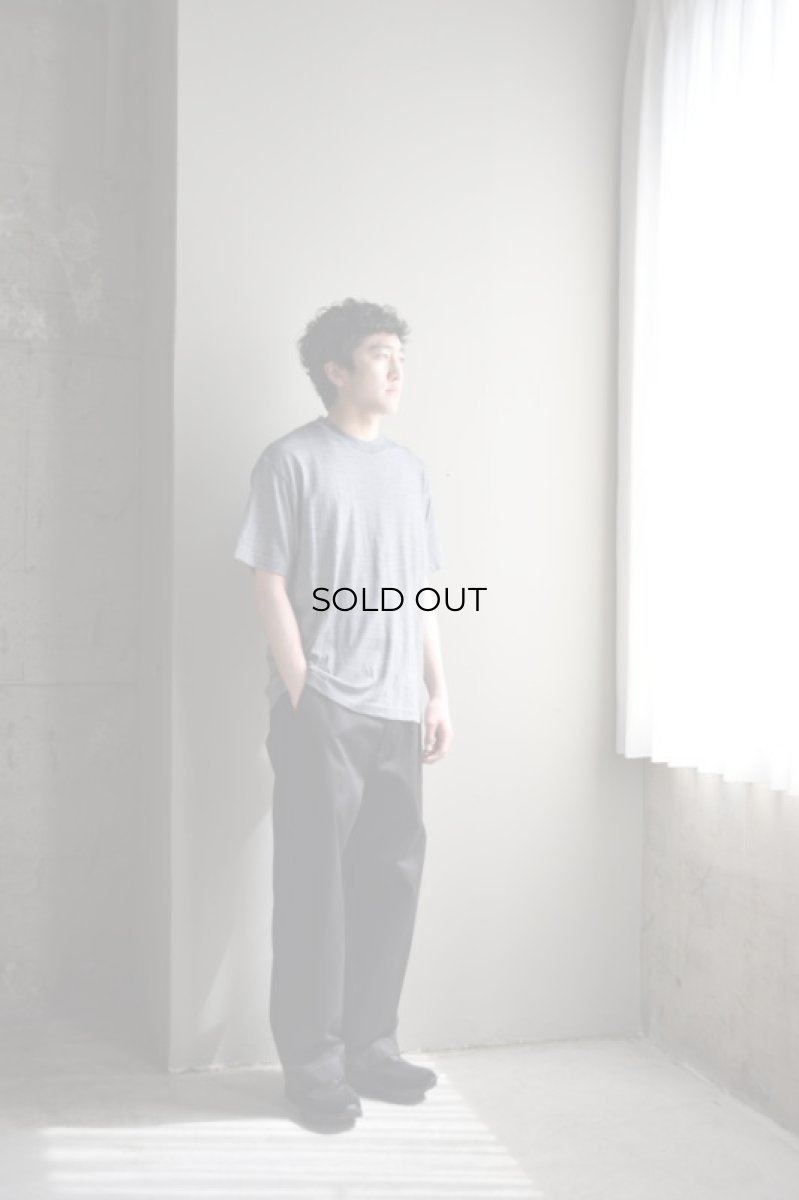 身長175cm、体重62kgの体型でサイズ2の着用例