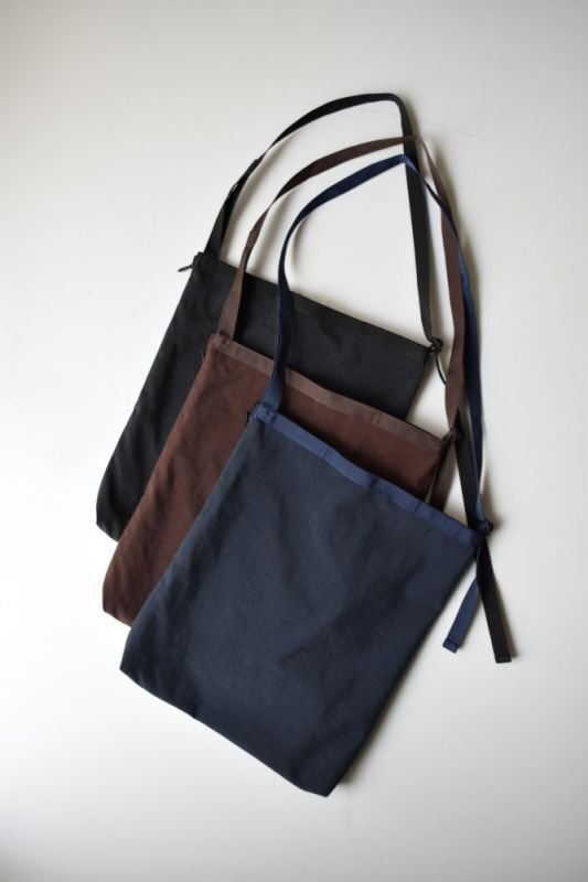 ERA. (イーラ) SMALL FLAT BAG [3-colors]