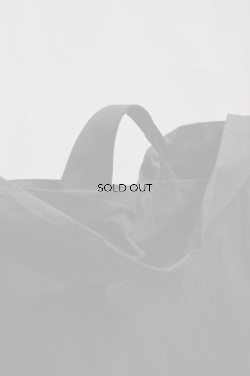 画像7: ERA. (イーラ) SHRINK PIPE BAG [2-colors] (7)