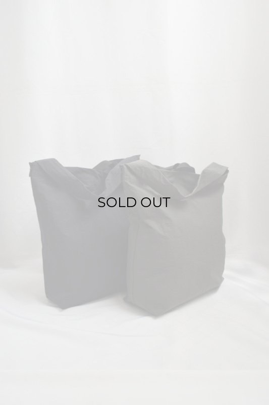 ERA. (イーラ) SHRINK PIPE BAG [2-colors]