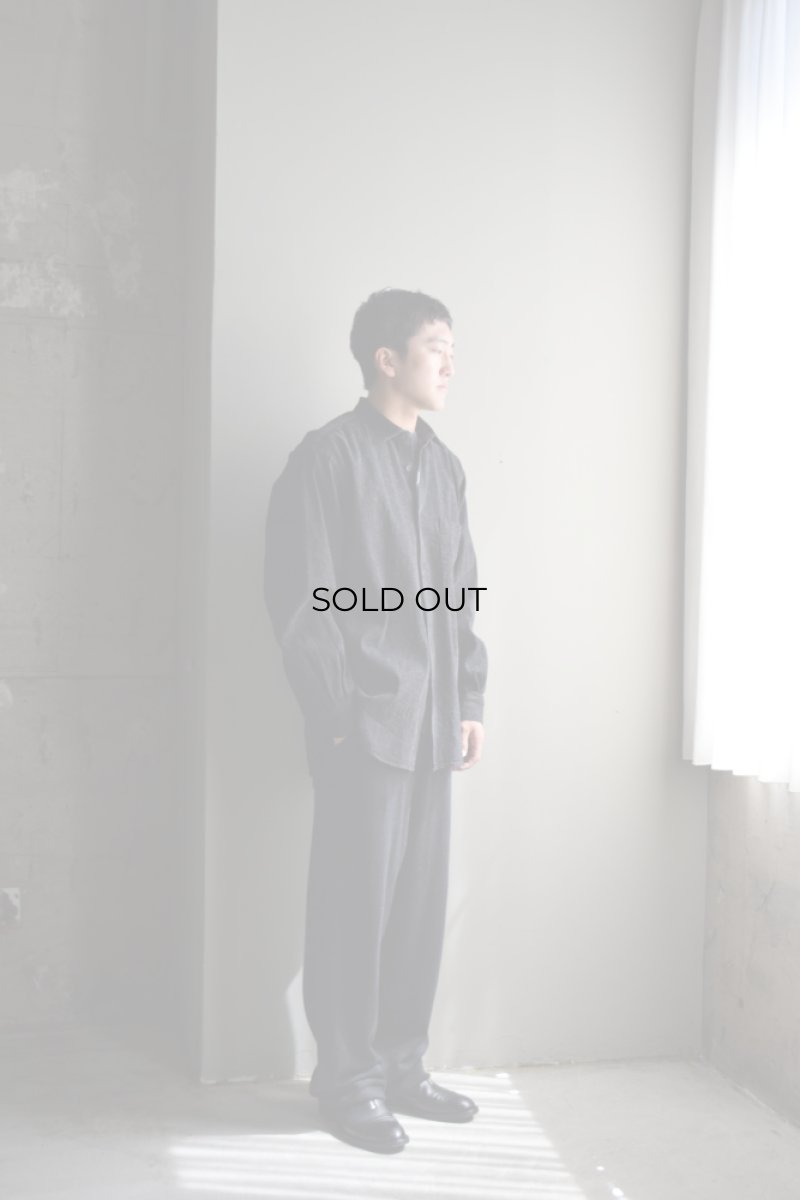 身長175cm、体重62kgの体型でサイズ3の着用例