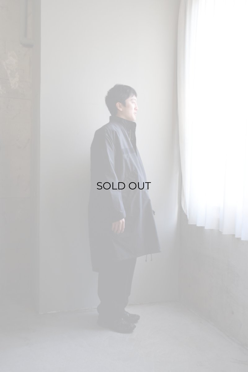 身長175cm、体重62kgの体型でサイズ5の着用例