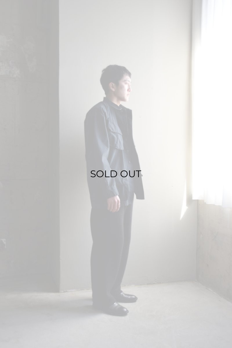 身長175cm、体重62kgの体型でサイズ5の着用例