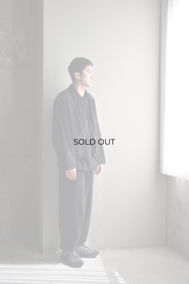 身長175cm、体重62kgの体型でサイズ2の着用例