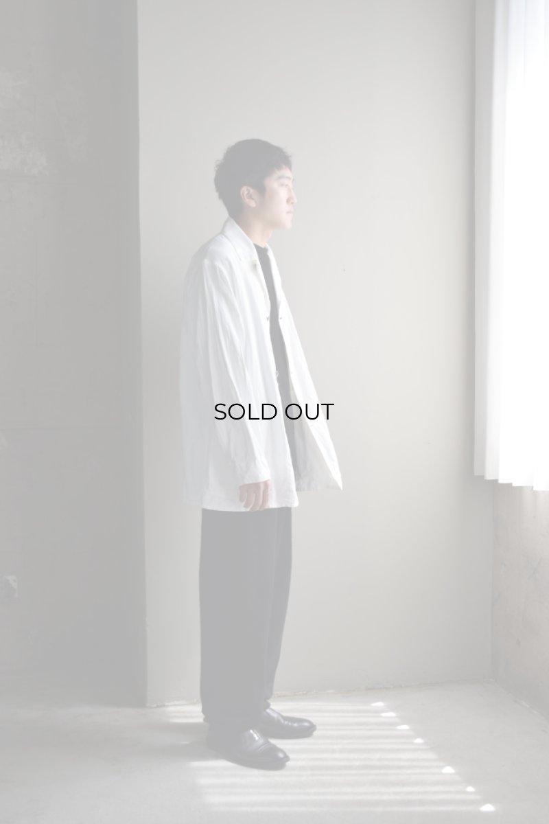 身長175cm、体重62kgの体型でサイズ3の着用例