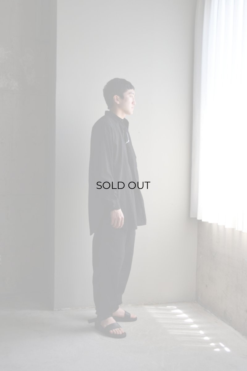 身長175cm、体重62kgの体型でサイズ3の着用例