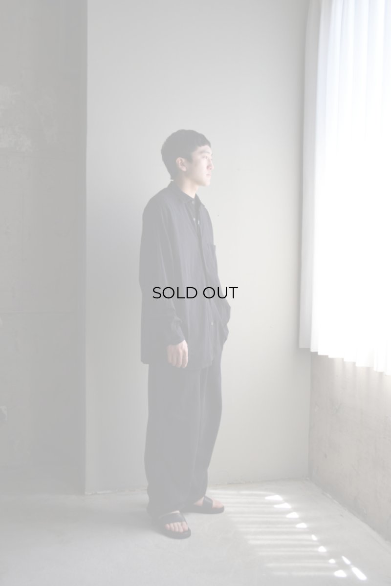 身長175cm、体重62kgの体型でサイズ3の着用例