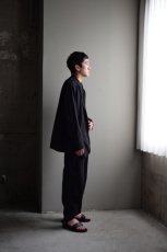 身長175cm、体重62kgの体型でサイズ2の着用例