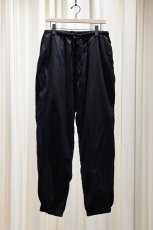 画像5: COMOLI (コモリ) KHADIコットン ドローストリングパンツ [BLACK] (5)