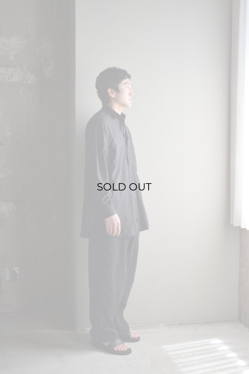 身長175cm、体重62kgの体型でサイズ2の着用例