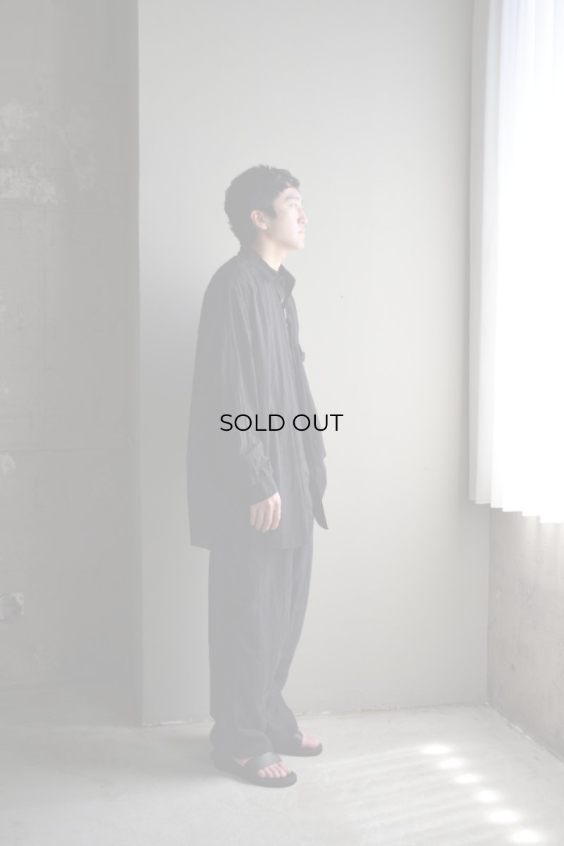 身長175cm、体重62kgの体型でサイズ3の着用例