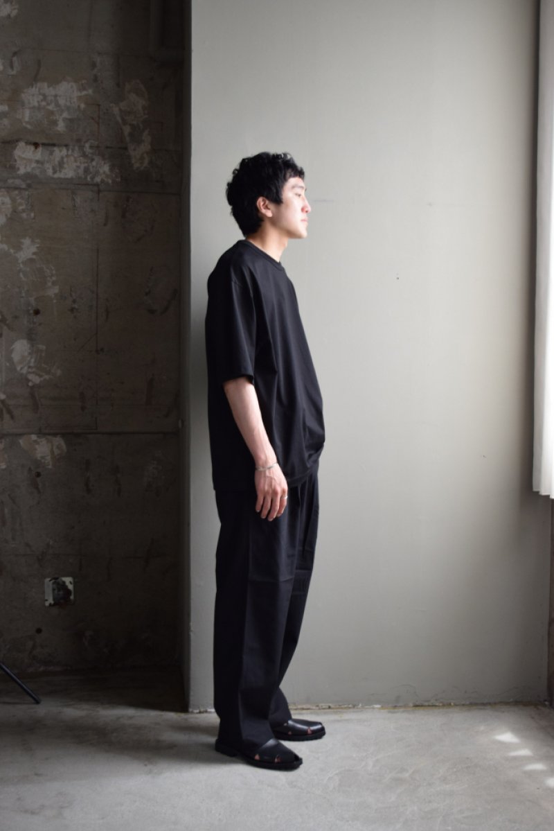 画像1: MARKAWARE (マーカウェア) DOUBLE PLEATED EASY TROUSERS ORGANIC COTTON GABARDINE  [BLACK] 
