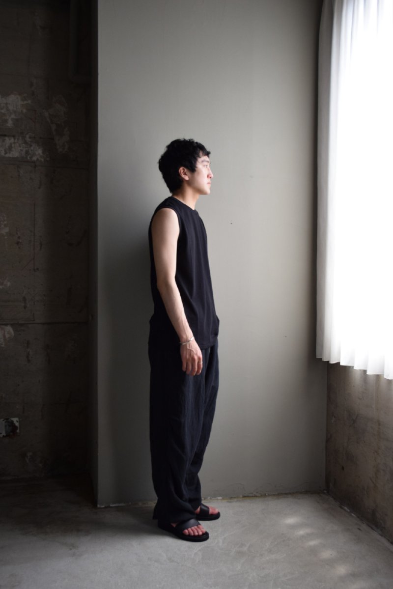 画像1: COMOLI (コモリ) コットンメッシュ ノースリーブ [BLACK]