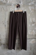 画像5: MARKAWARE (マーカウェア) DOUBLE PLEATED EASY TROUSERS ORGANIC COTTON GABARDINE  [OLIVE DRAB]  (5)