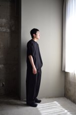 身長175cm、体重62kgの体型でサイズ2の着用例