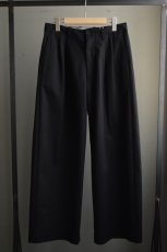 画像5: UNIVERSAL PRODUCTS (ユニバーサルプロダクツ) 2TUCK WIDE CHINO TROUSERS 253-60502 [BLACK] (5)
