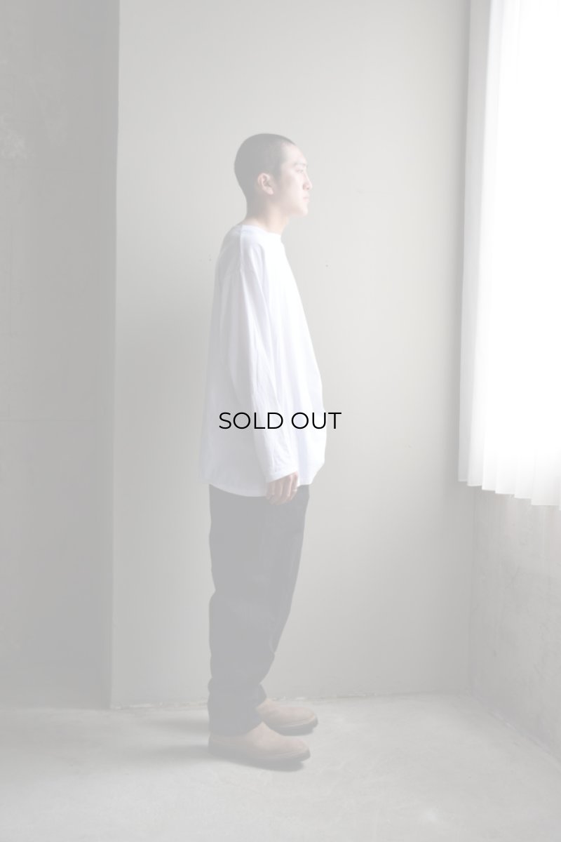 身長175cm、体重62kgの体型でサイズ2の着用例