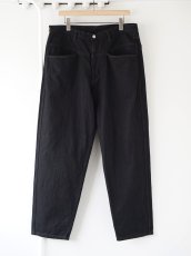 画像5: COMOLI (コモリ) ブラックデニム テーパードパンツ [BLACK] (5)