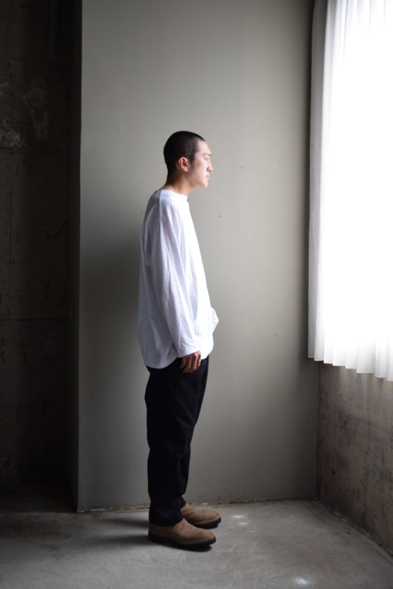 画像1: COMOLI (コモリ) ブラックデニム テーパードパンツ [BLACK]