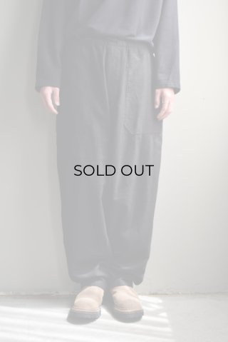 COMOLI (コモリ) コットンジャージ ニータックパンツ [BLACK]