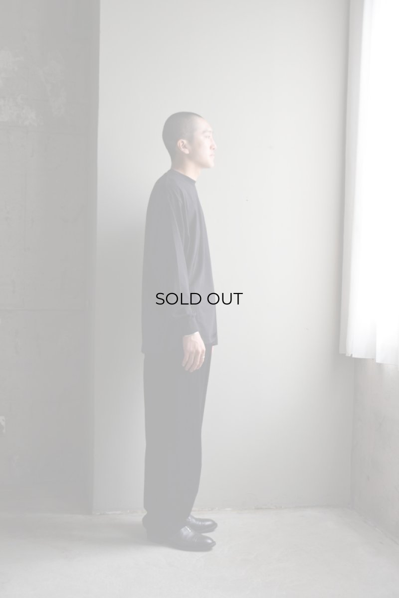 身長175cm、体重62kgの体型でサイズ3の着用例