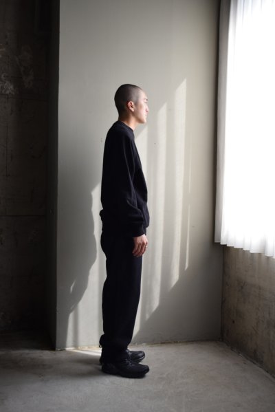 画像1: COMOLI (コモリ) コットン裏毛 クルーネック [BLACK]