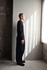 身長175cm、体重62kgの体型でサイズFの着用例