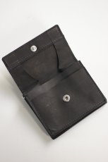 画像2: GUIDI (グイディ) PRESSED KANGAROO DOUBLE WALLET [BLACK] (2)