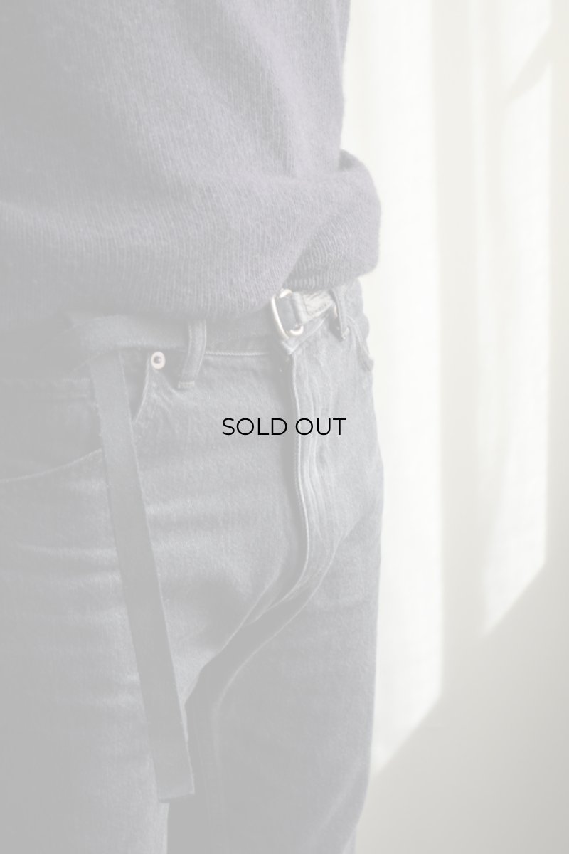 画像4: GUIDI (グイディ) BISON FULL GRAIN LEATHER BELT [BLACK] (4)