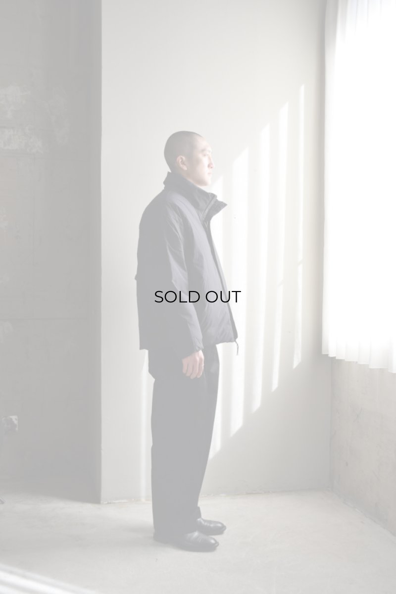 身長175cm、体重62kgの体型でサイズ2の着用例