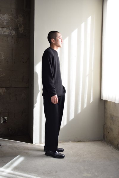 画像2: MARKAWARE (マーカウェア) Polwarth Tuxedo Cloth Double Pleated Wide Trousers [BLACK] 