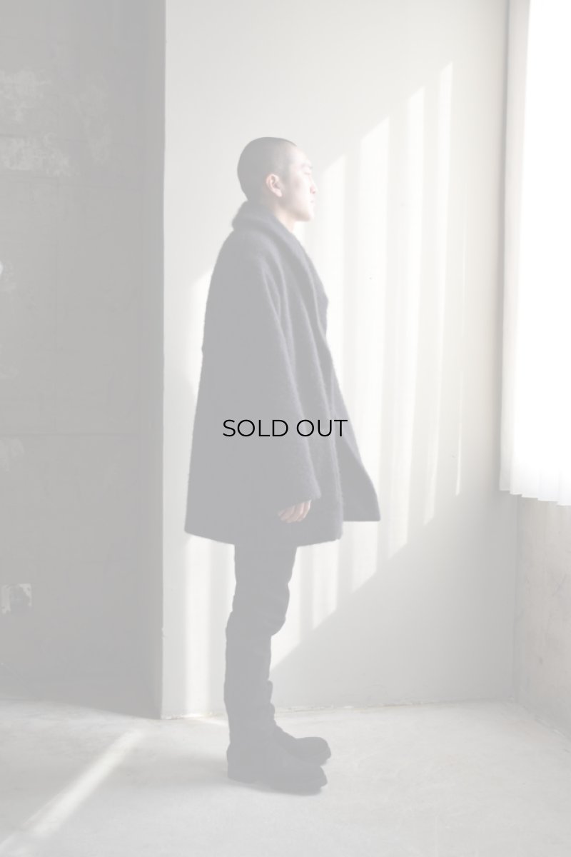 身長175cm、体重62kgの体型でサイズ3の着用例